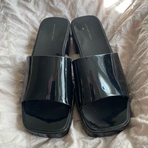 Black Jelly Heel Sandal